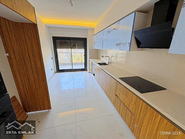 Zeta'dan Gaziemir Beyazevler Mh Site İçi Sıfır 3+1 Daire
