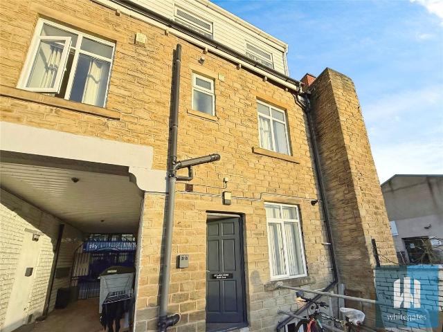 Zetland House, Firth Street, Huddersfield HD1, 2 bed flat to rent, £695 pcm | PrimeLocation