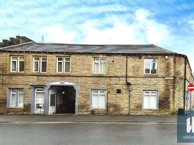 Zetland House, 2 Firth Street, Huddersfield HD1, Room to rent, £375 pcm | PrimeLocation