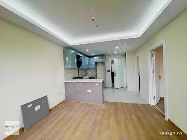 ZEYTİN BURNUNDA MERKEZİ KONUM 1+1 KİRALIK DAİRE