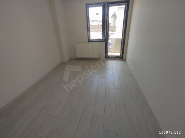 ZEYTİNBURNU MERKEZDE SATILIK TEK DAİRE ÜZERİ GÜZEL DAİRE