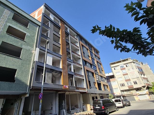 ZEYTİNBURNU SÜMERDE YENİ BİNA 2+1 ARA KAT DAİRE