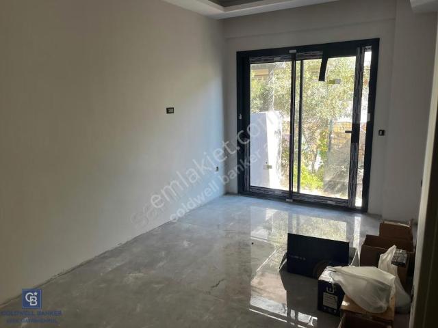 Zeytinalanı'nın Gözde Konumunda Yepyeni Kiralık Daire