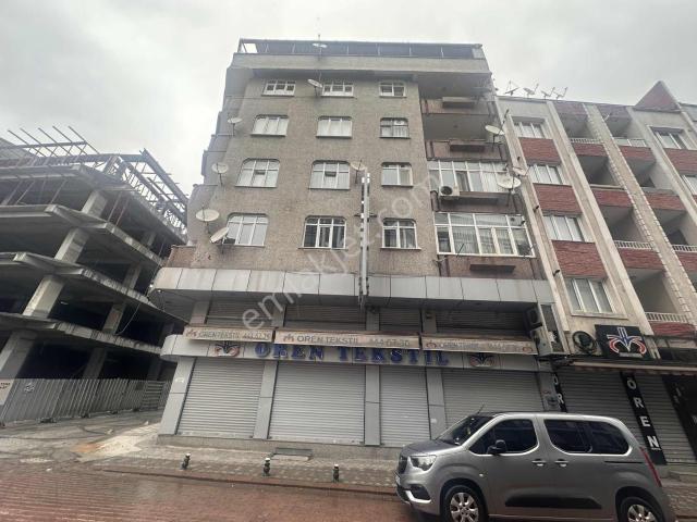 Zeytinburnu Telsiz Mahallesinde 3+1 Satılık Daire