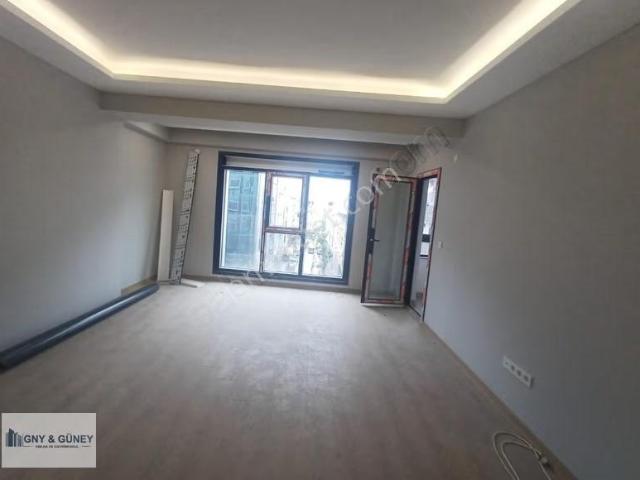 Zeytinburnu Telsizde Caddeüstü 3+1 Asansörlü Sıfır Satılıkdaire