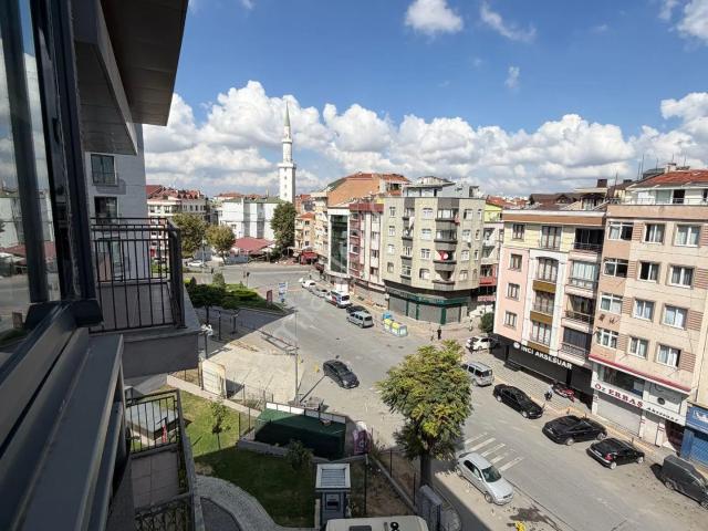 Zeytinburnu Toki Meydan Rezerv Evlerinde 2+1 Satılık Daire