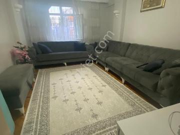 Zeytinburnu Merkezefendi De Satılık 2+1 Tramvaya Yakın Daire