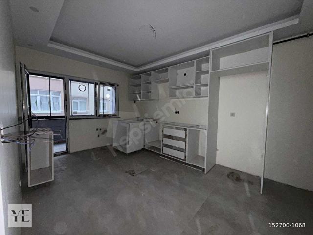 Zeytinburnu Seyitnizam Mahallesi 3 + 1 Sıfır Arakat Daire