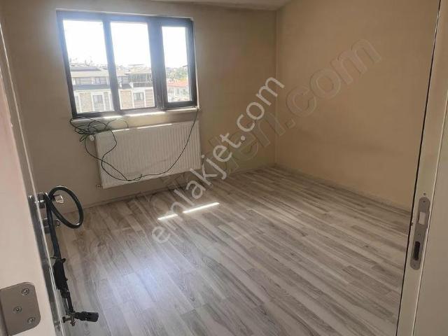 Zeytinköy Basmasanayi Bölgesinde 2+1 Dubleks Daire