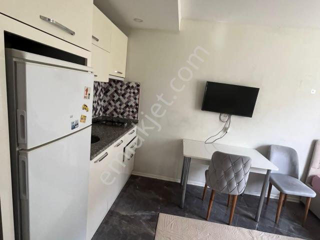 Zeytinköy’de 1+0 Eşyalı Kiralık Daire Üniversiteye Yakın