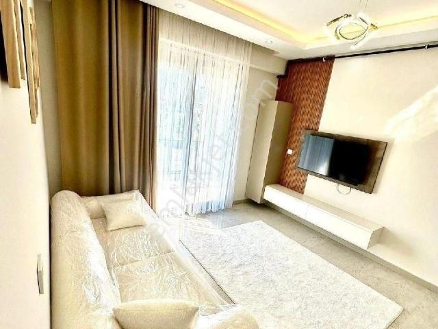 Zeytinköy Öğretmenevi Yakını Üniversiteye Bakan Sıfır Apart