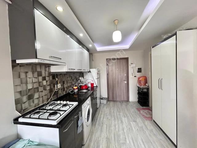 Zeytinköy Mahallesi Cerrahi Hastanesi Yakını Satılık Apart
