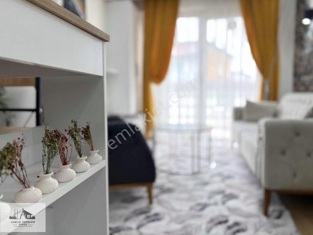 Zeytinköy'de Kiralık Depozitosuz Şık Dekoratif 1+1 Daire