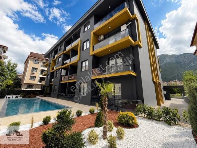 Zeytinköy'de Lüks Konseptli Havuzlu balkonlu 1+1 & 2+1 Daireler