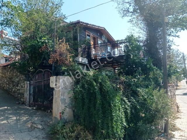 Zeytinli Pınar Başında 1+1 Eşyalı Kiralık Müstakil Köy Evi