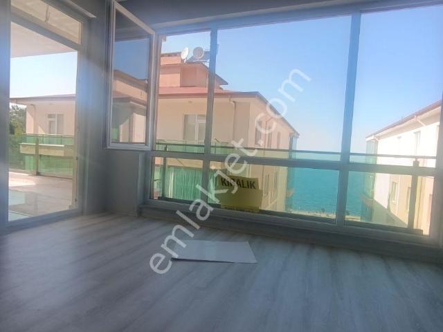 zeybek*den İnebolu 3+1/ 130.m2 Geniş L Muhtesem Balkonlu
