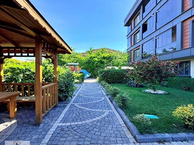 'ZEYN' BEYLİKDÜZÜ DEREAĞZINDA GENİŞ LÜKS 2+1 105 M2 FIRSAT DAİRE
