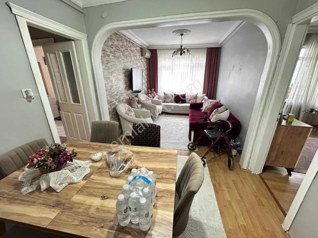 Satılık Zeynep Kamilde Satılık 3+1 Daire