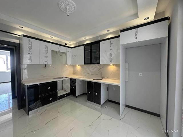 ZEYSAT'TAN ÇAMLICA BATIKENT SINIRINDA ÇİFT BALKONLU 2+1 DAİRE