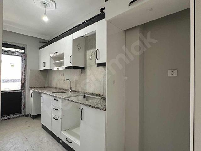 ZEYSAT'TAN ERTAŞ CADDESİ YAKINI 2+0 KİRALIK DAİRE