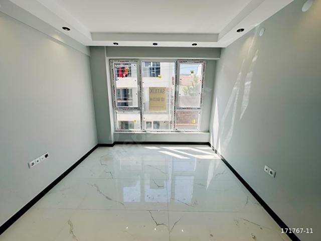 ZEYSAT'TAN PTT KAPALI PAZAR YAKINI SATILIK 2+0 DAİRE