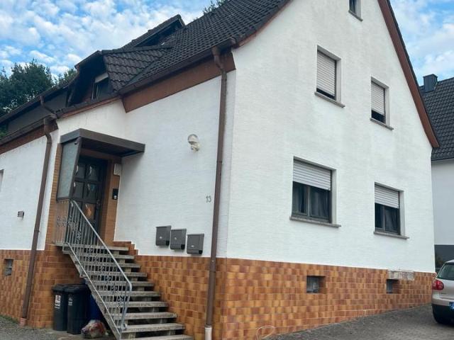 ZFH + Einliegerwohnung mit Baugrundstück