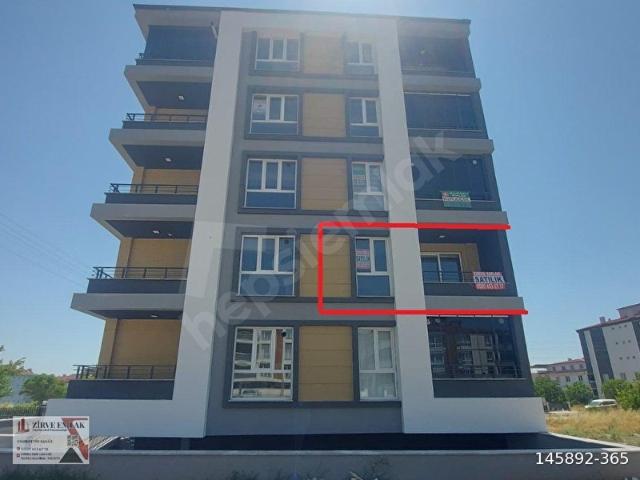 ZİRVE EMLAKTAN BAHÇELİEVLER MAH.DE SATILIK 1+1 DAİRE