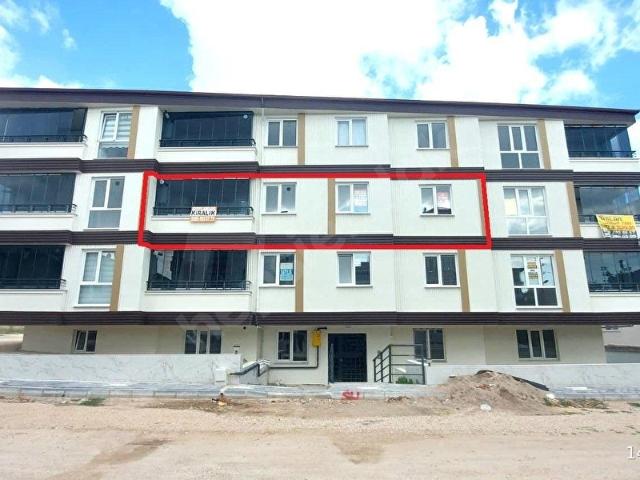 ZİRVE EMLAKTAN BAHÇELİEVLER MH.DE KİRALIK 2+1 DAİRE
