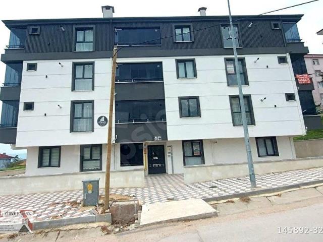 ZİRVE EMLAKTAN SOFULAR MH.DE KİRALIK 1+1 DAİRE
