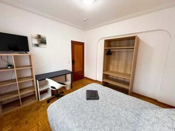 Zimmer 6 Zimmer zu vermieten in Luxemburg Howald