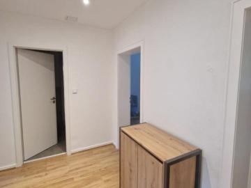 Etagenwohnung for rent in De-Haen-Platz