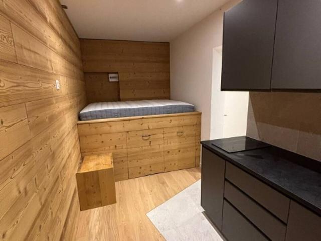 Zimmer mit Küche und Duschraum – Cry d'Er Bereich