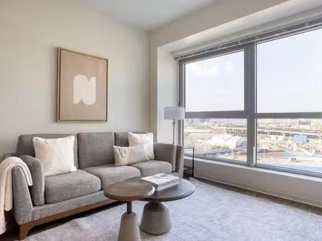 Zinc, 22 Water St, East Cambridge 1 Bedroom 1 Bath