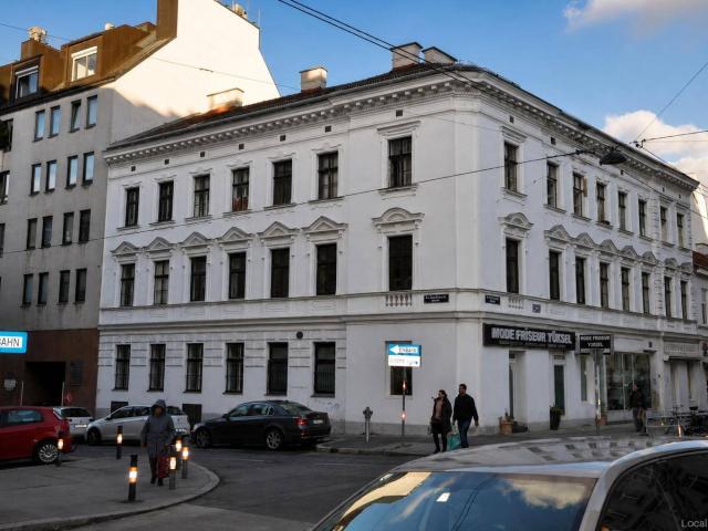 Zinshaus mit Keller und Innenhof