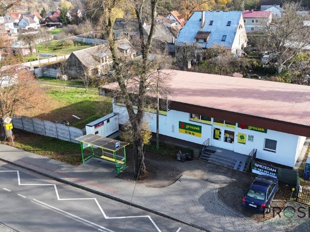 Lokal handlowo usługowy 215 m² w Krępie pełne wyposażenie