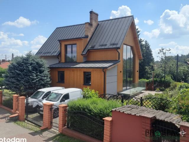Przestronny dom 6 pokoi, garaże, tarasy, inwestycyjny
