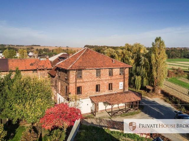 Zabytkowy młyn z potencjałem, 600 m2, Zielonki
