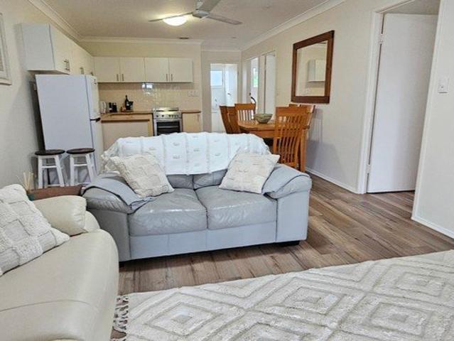 Zilzie Beach Apartment 2/11 Arthur St, Zilzie