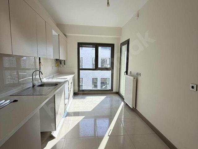 ZIRVE EML'TAN KIRALIK 3 + 1 DAIRE CUMHURIYET MAHALLESI