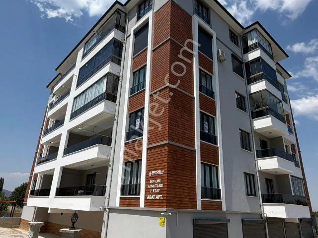Zirve Emlaksatıyorr Yarenlerde 2+1 3.kat Full+full Daire Kaçmaz