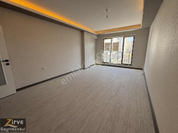 Zirve Gayrimenkulden Yeşiltepede Sıfır Daire