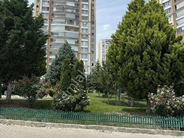 Zirve Park Sitesinde 6+1 Dublex Kiralık Daire
