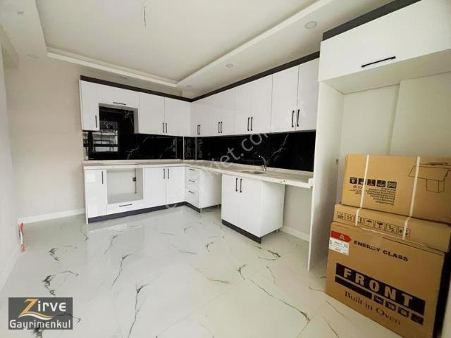 Zirveden Yeşiltepede Arakat Ön Cephe Cam Balkonlu Sıfır Daire