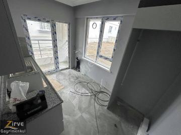 Zirveden Yeşıltepe Mahallesinde 2+1 Uygun Fiyatlı Giriş Daire