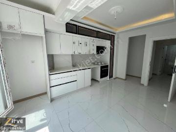 Zirveden Çarşı Merkezde 3+1 Arakat Ön Cephe Lüx Yapılı Daire