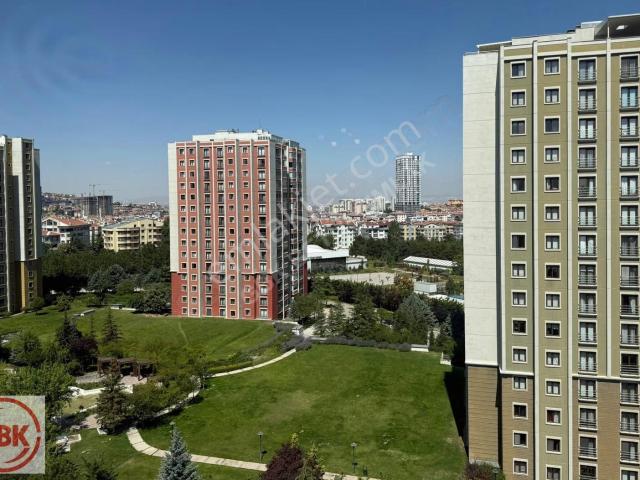Zirvekent Manolya Sitesi'nde Peyzaj Manzaralı Lüks Mobilyalı 3+1