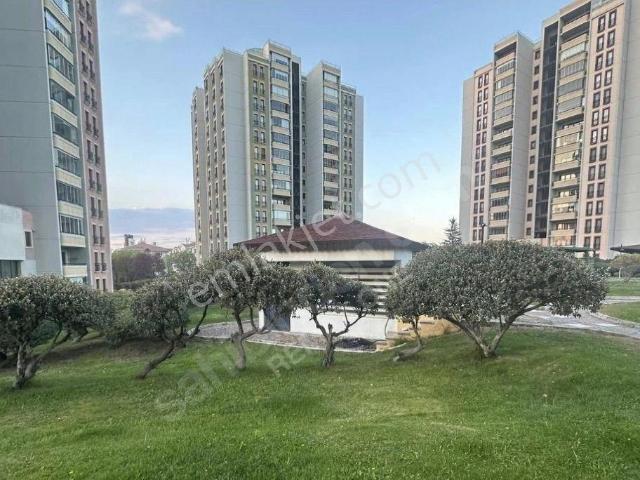 Zirvekent Sitesi 1.etapta 4+1 Mobilyalı Manzaralı Kiralık Daire
