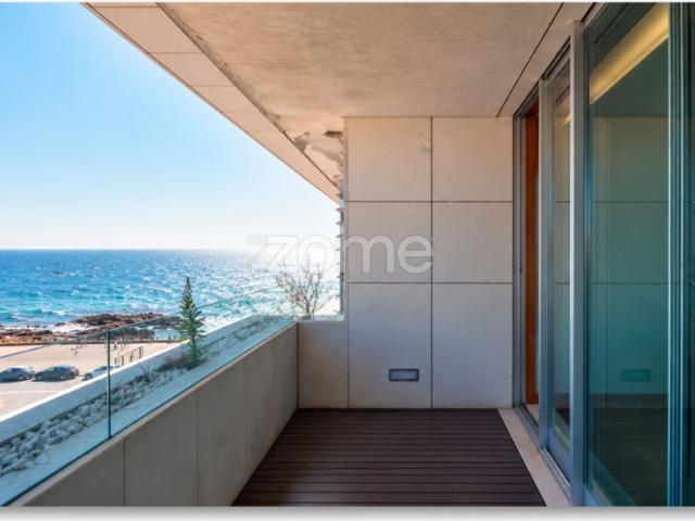 Zome Portugal Apartamento em 1a linha de mar, Leça da Palmeira ZMPT593080