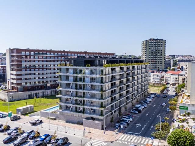 Zome Portugal Apartamento T0 para arrendamento, com piscina e ginásio ZMPT591567