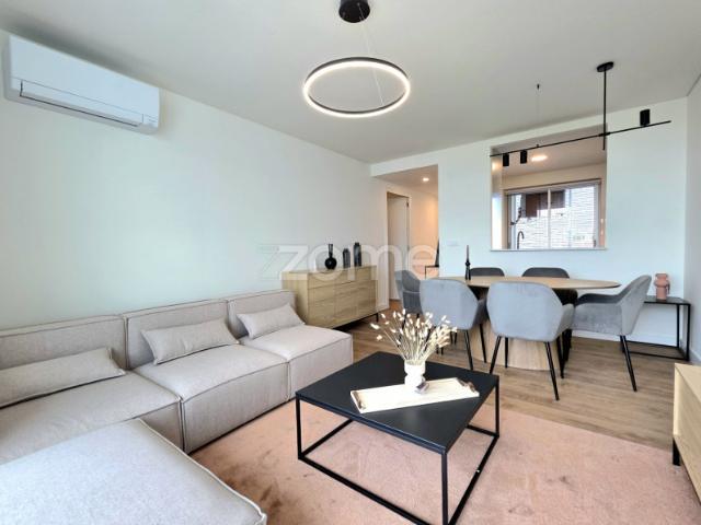 Zome Portugal Apartamento T1 para arrendamento Ponta Delgada ZMPT593934